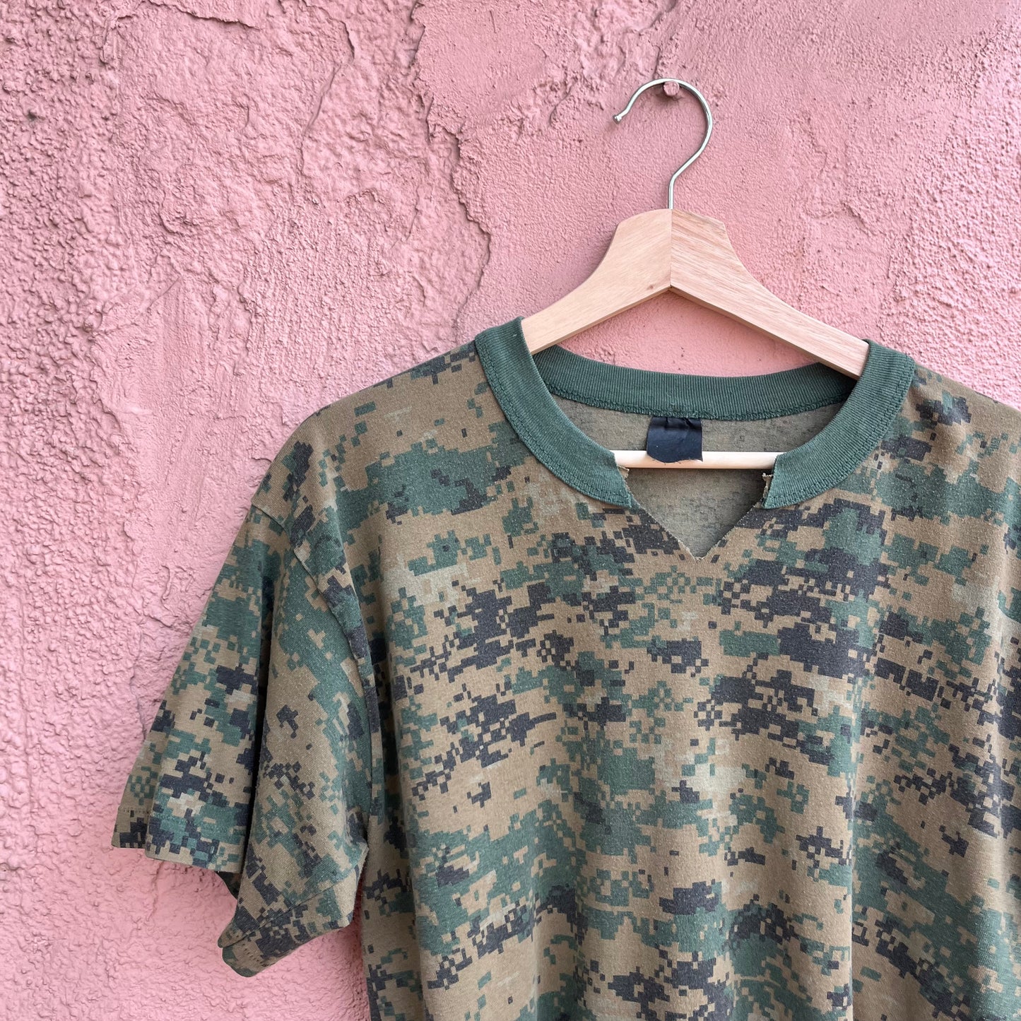 digital camo single stitch t shirt