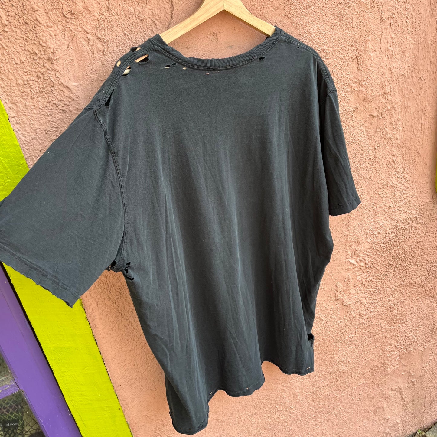 thrashed big black t shirt