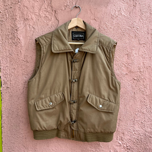 toggle clasp down vest
