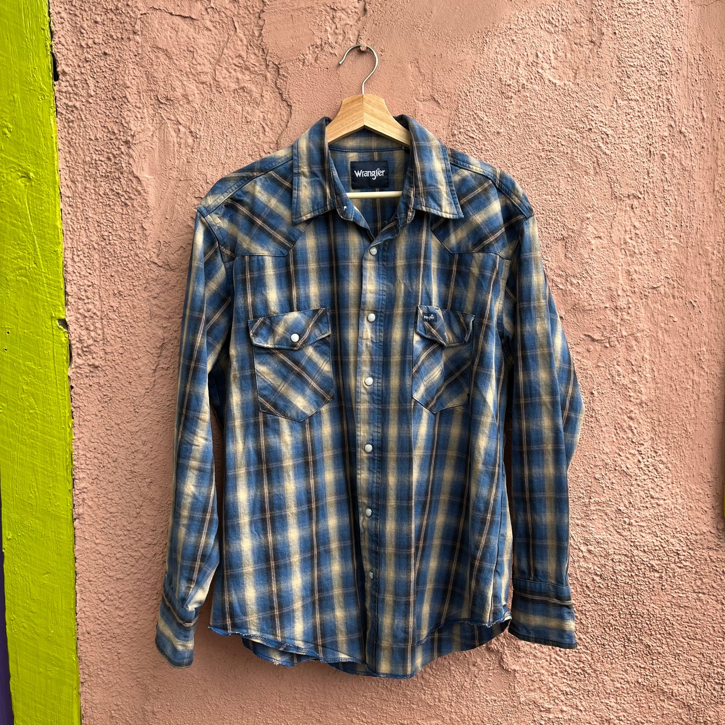 wrangler pearl snap