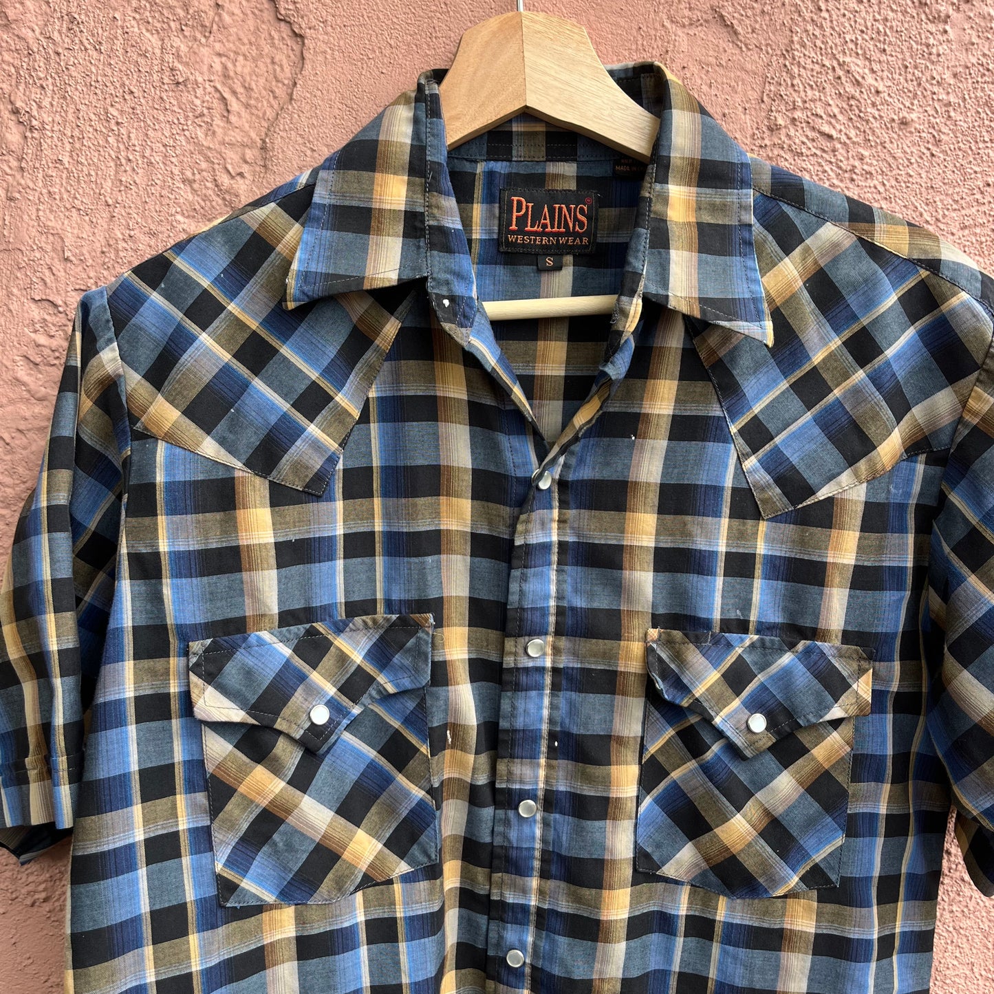 short sleeve plaid pearl snap